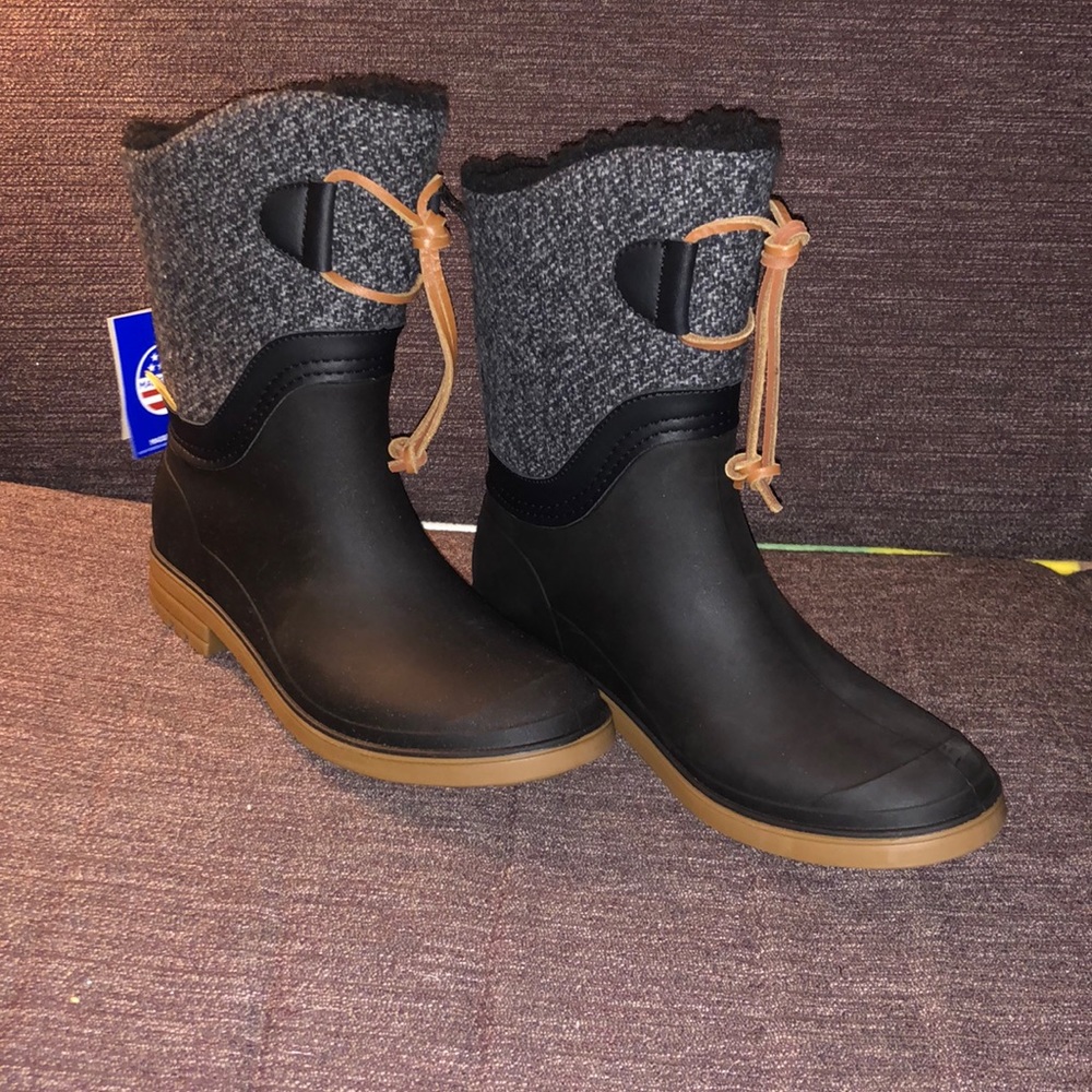 Hazel shortie boots women’s alpine design x kamik size 7 women’s